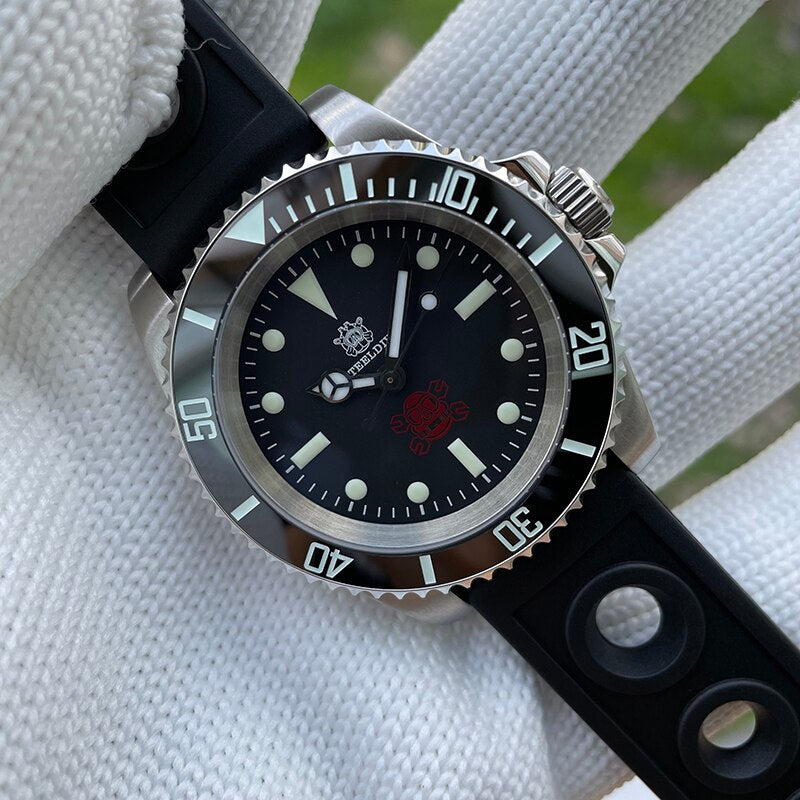 Vanguard 1954 Automatic Dive Watch